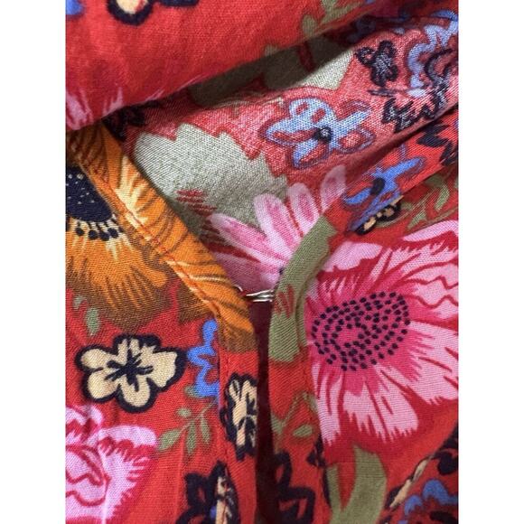 XIX Palms Honolulu Floral Tie Front Crop Top Size 3 - Picture 3 of 3